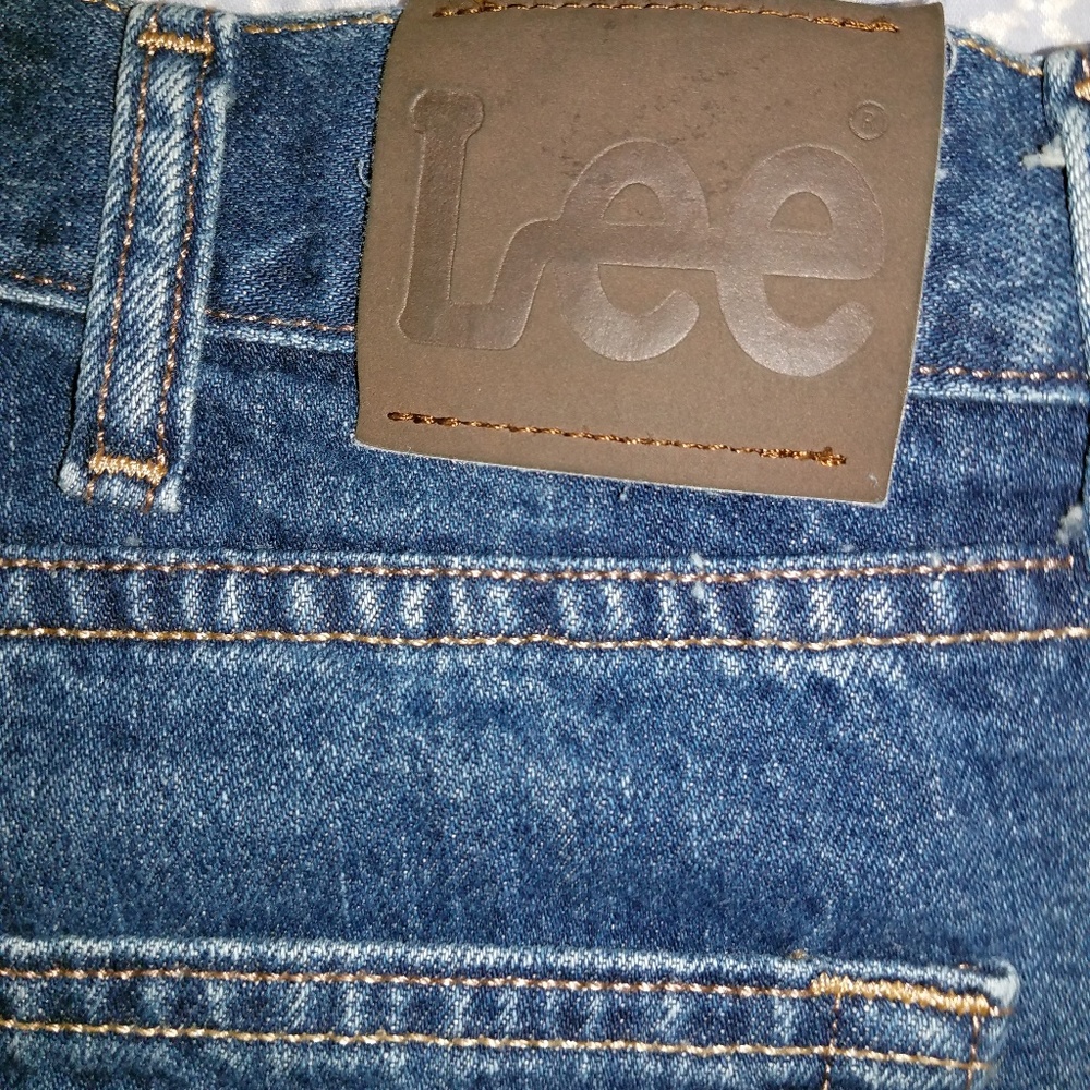 Lee  new BACK TO SCHOOL Jean's in new condition